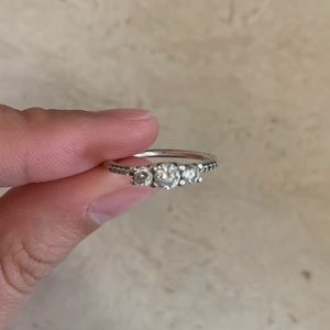 Pandora Ring